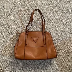 NWT guess shoulder bag